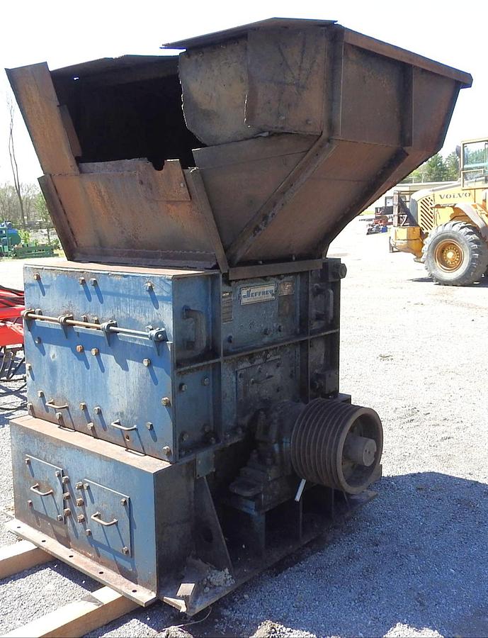 Used Waste Grinder