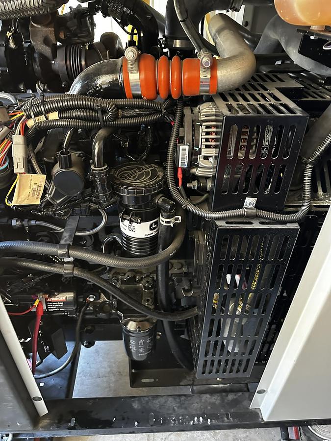 4.5 liter turbo Diesel John Deere 4045 Power Unit ( Enclosed )