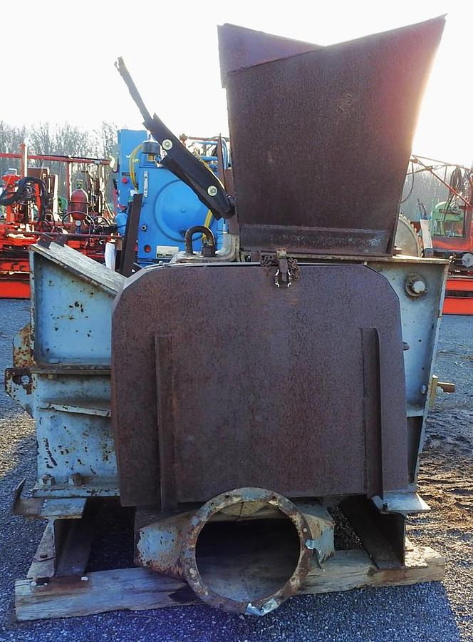 Used Waste Grinder
