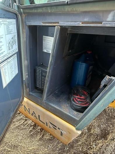 Used DL-8L 42 GEHL Telehandler