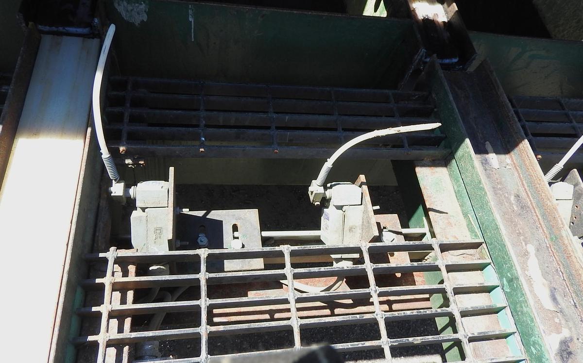 Used Drop Saw Trimmer