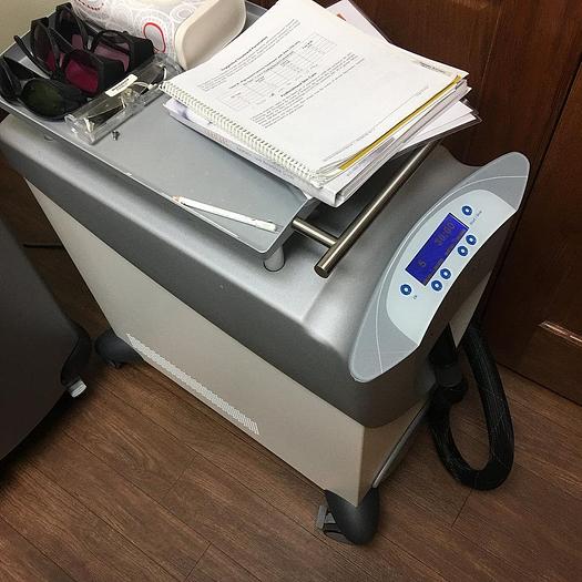 Used Cynosure Apogee Elite ELMD 1064 and 755 NM Cosmetic Laser