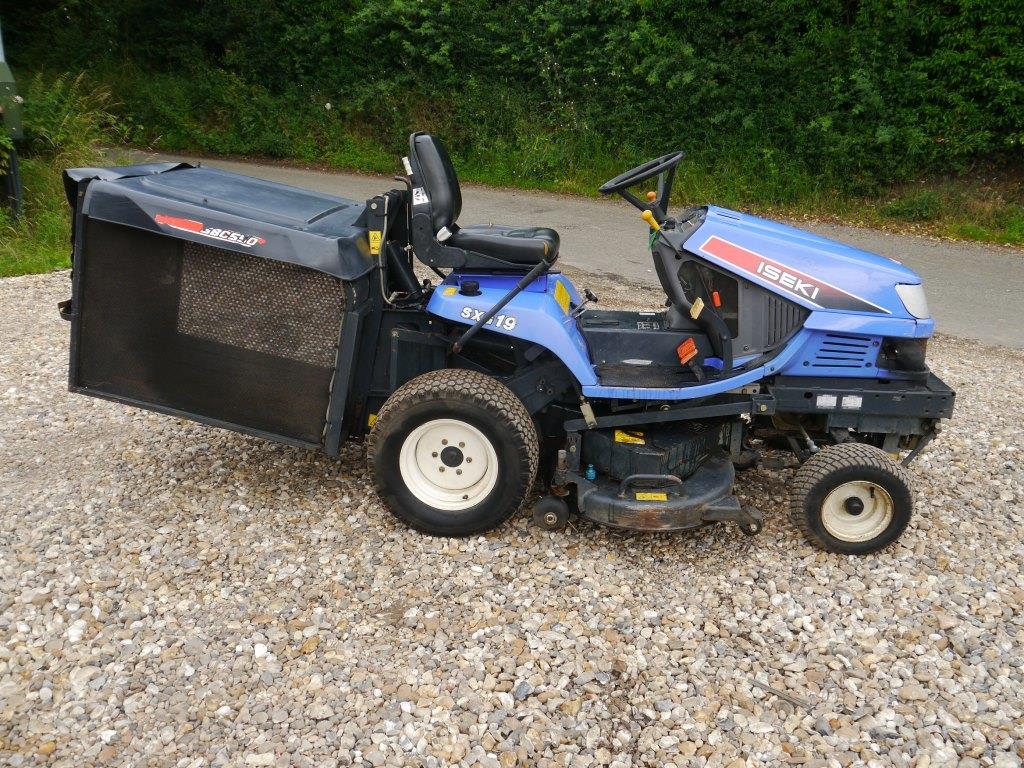 Used Iseki SXG19 Ride On Mower