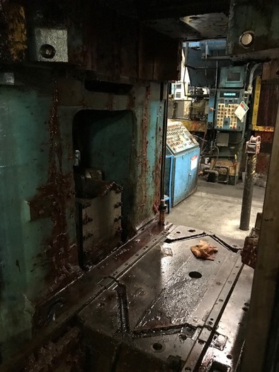 Used AJAX 1300 TON FORGING PRESS NEW 1986