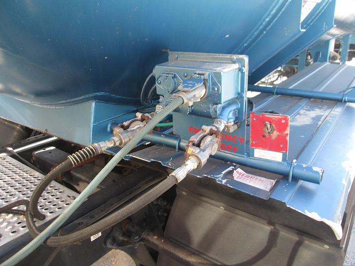 Used 1998 Trinity & Lubbock 43' Propane Tank Trailer