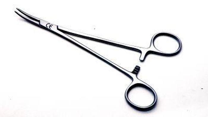 Used Forceps Artery Halsted Mosquito Curved 178mm (7in)