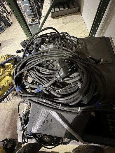 Used FANUC M410iB/450 WITH R30iB CONTROLLER