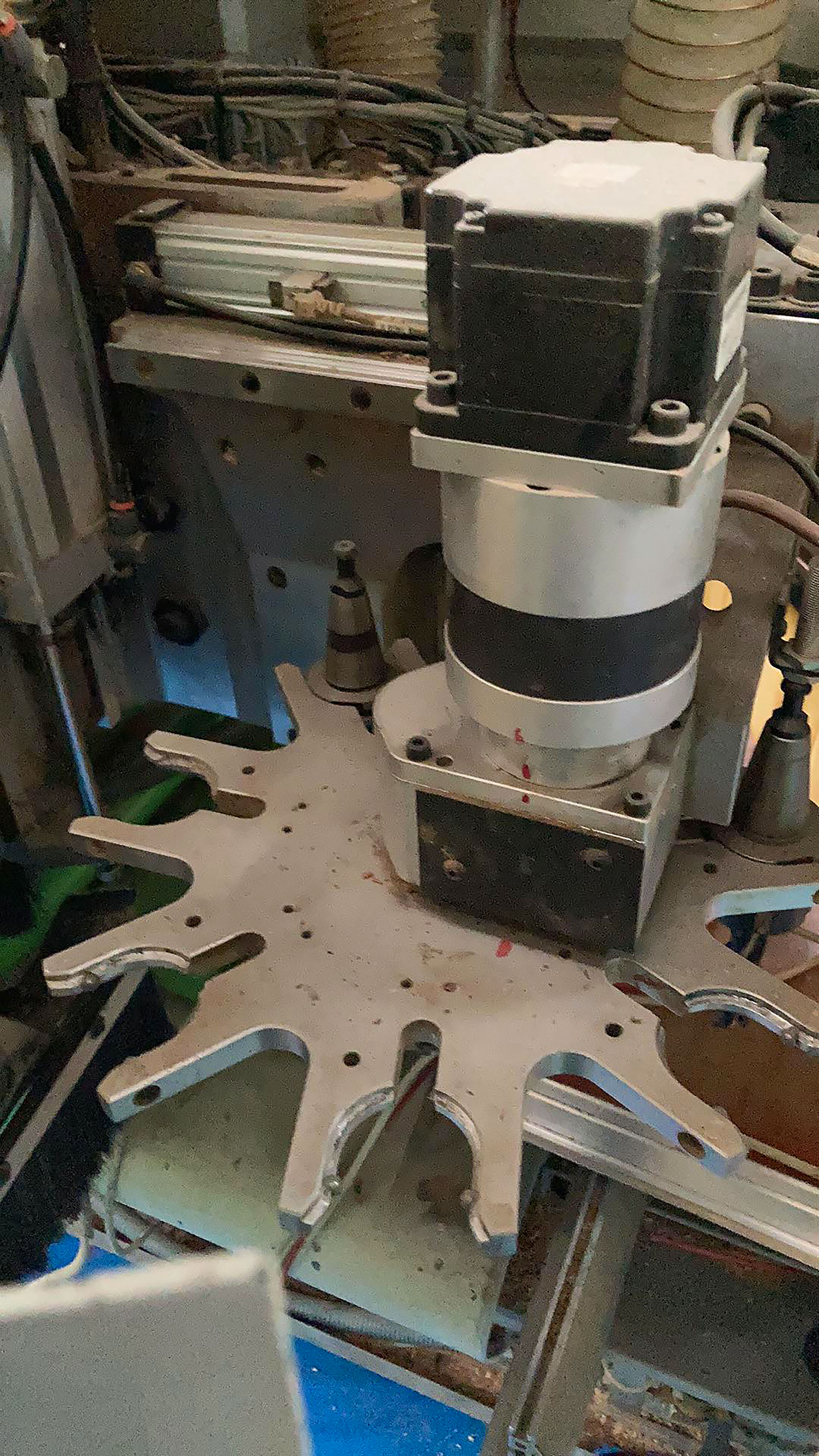 Used Biesse Rover 27 - CNC Machining center- 2001