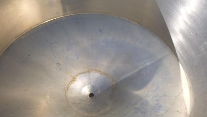 Used Tank, 425 Gallon, 316 Stainless Steel, 59" x 32", Jacketed, OT/CB #S743437
