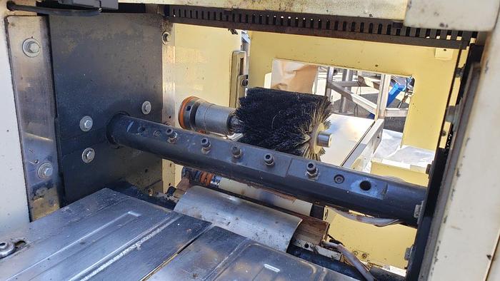 Used 2005 Shingda 920HE Horizontal Flow Wrapper