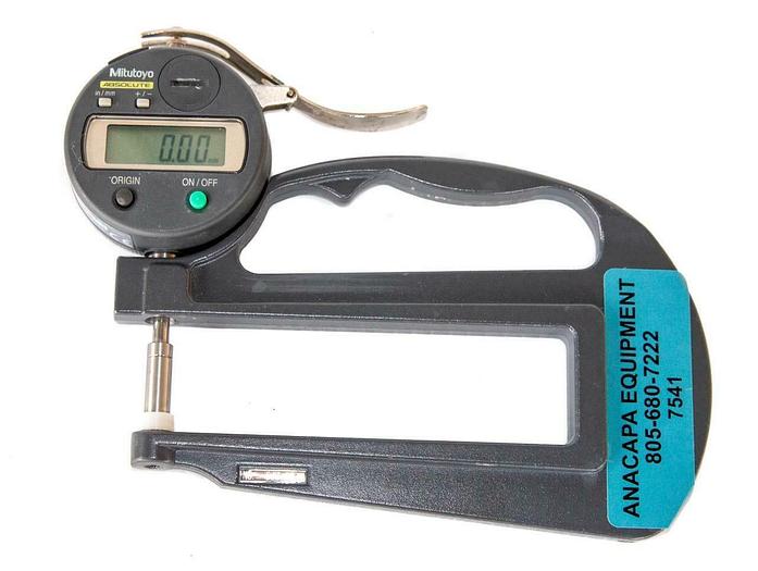 Used Mitutoyo Absolute 547-520 Digimatic Thickness Gage USED (7541) W