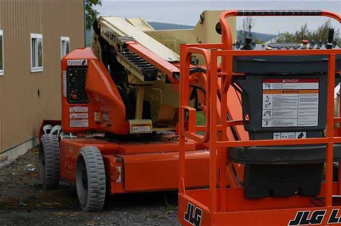 Used 2008 JLG E450AJ