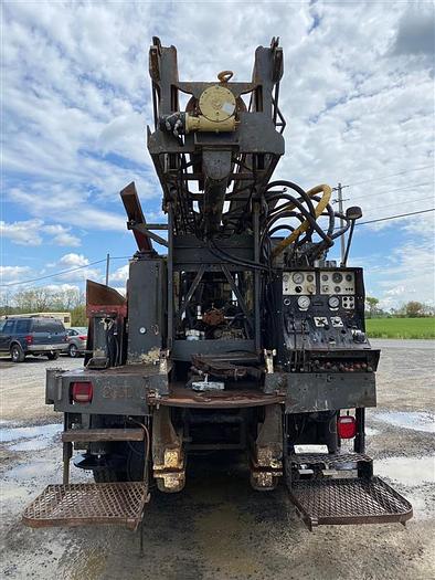 Used 1989 Ingersoll-Rand T3W Drill Rig
