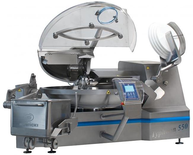 Nowicki Hochleistungskutter Taifun