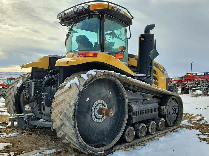 Used 2016 Challenger MT865E Tractor w/ 2900 hrs