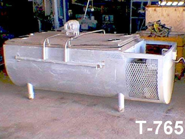 Usado 250 GALLON BULK TANK.  CREPACO MODEL CFO250 SERIAL 20688