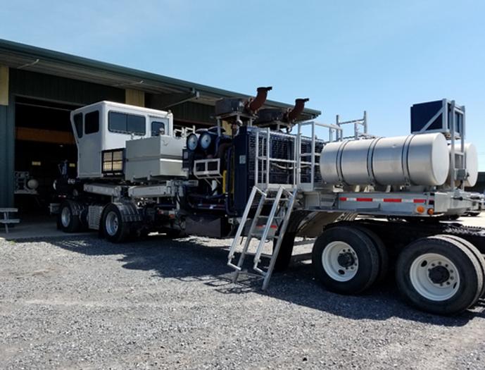 Used (2) 1200hp Triplex Double Pumpers