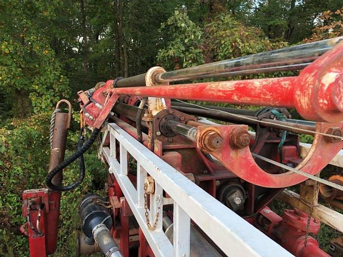 Used 1988 Mobile B57 Drill Rig