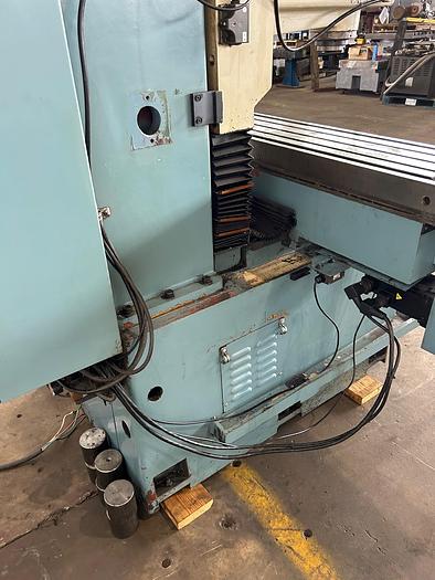 Used 2004  3-Axis Bed Mill Southwest Industries, Trak DPM V5