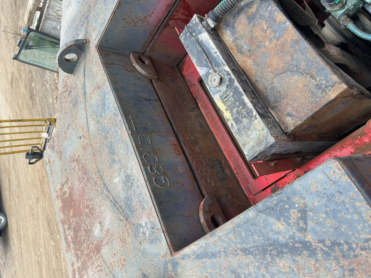 Used 80,000 LB. BRISTOL RIGGER SPECIAL FORK TRUCK