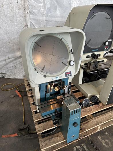 Used DELTRONIC DH14-MPC OPTICAL COMPARATOR
