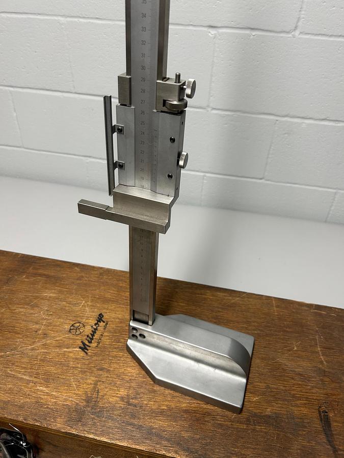 Used Mitutoyo Vernier Height Gage, Model: 520-150
