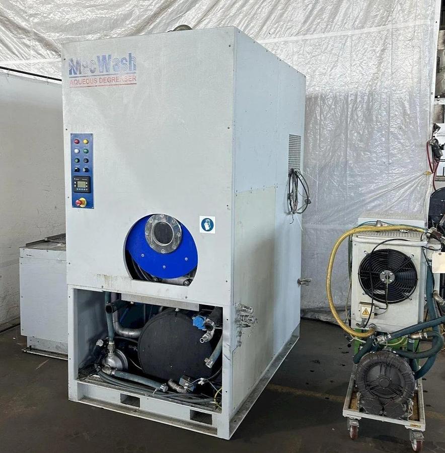 Used 2011 MecWash Systems, LTD. Parts Washer Model: AVD 300