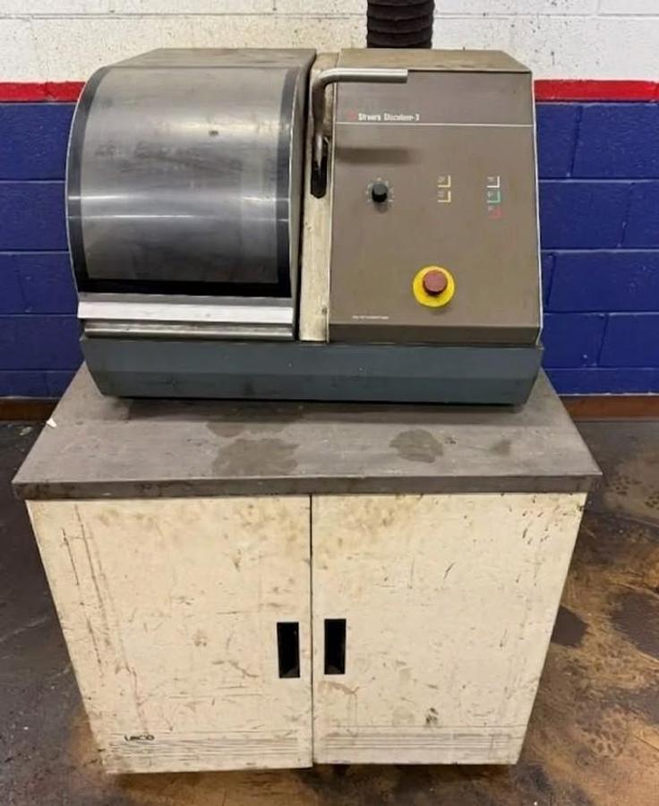 Struers Discotom-5 Cutoff Saw