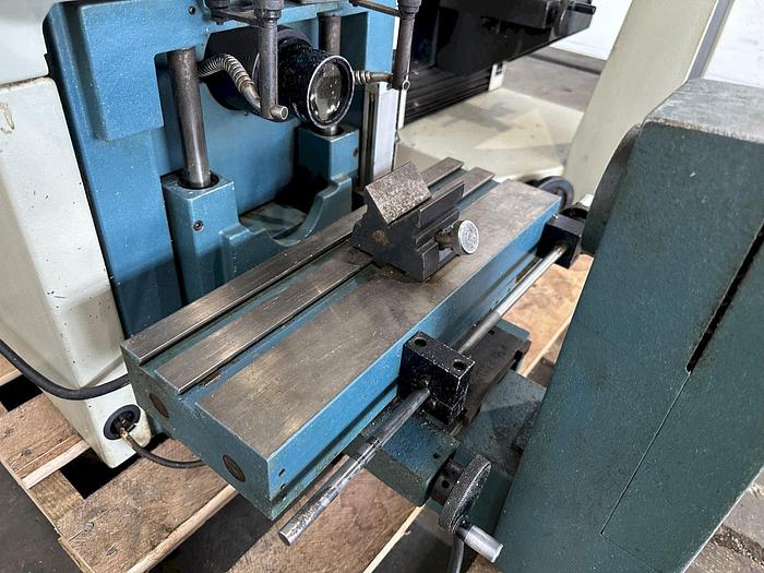 Used DELTRONIC DH14-MPC OPTICAL COMPARATOR