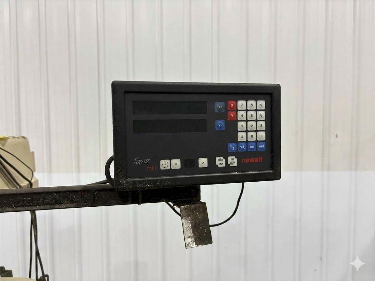 Used 3 HP ACER MODEL #3VKH RAM TYPE VERTICAL MILL W/ DIGITAL READ OUT