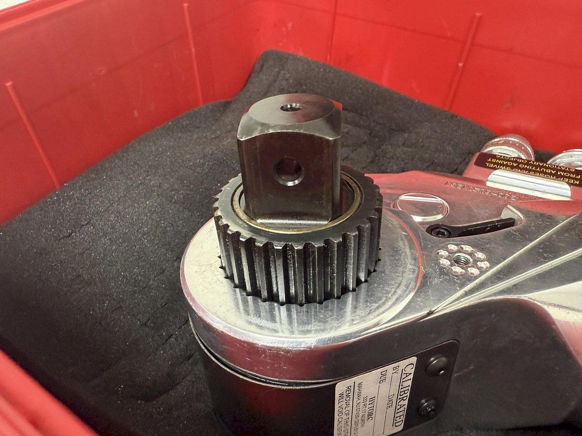 Used 1" HYTORC MODEL #AVANTI AV-3 HYDRAULIC TORQUE WRENCH