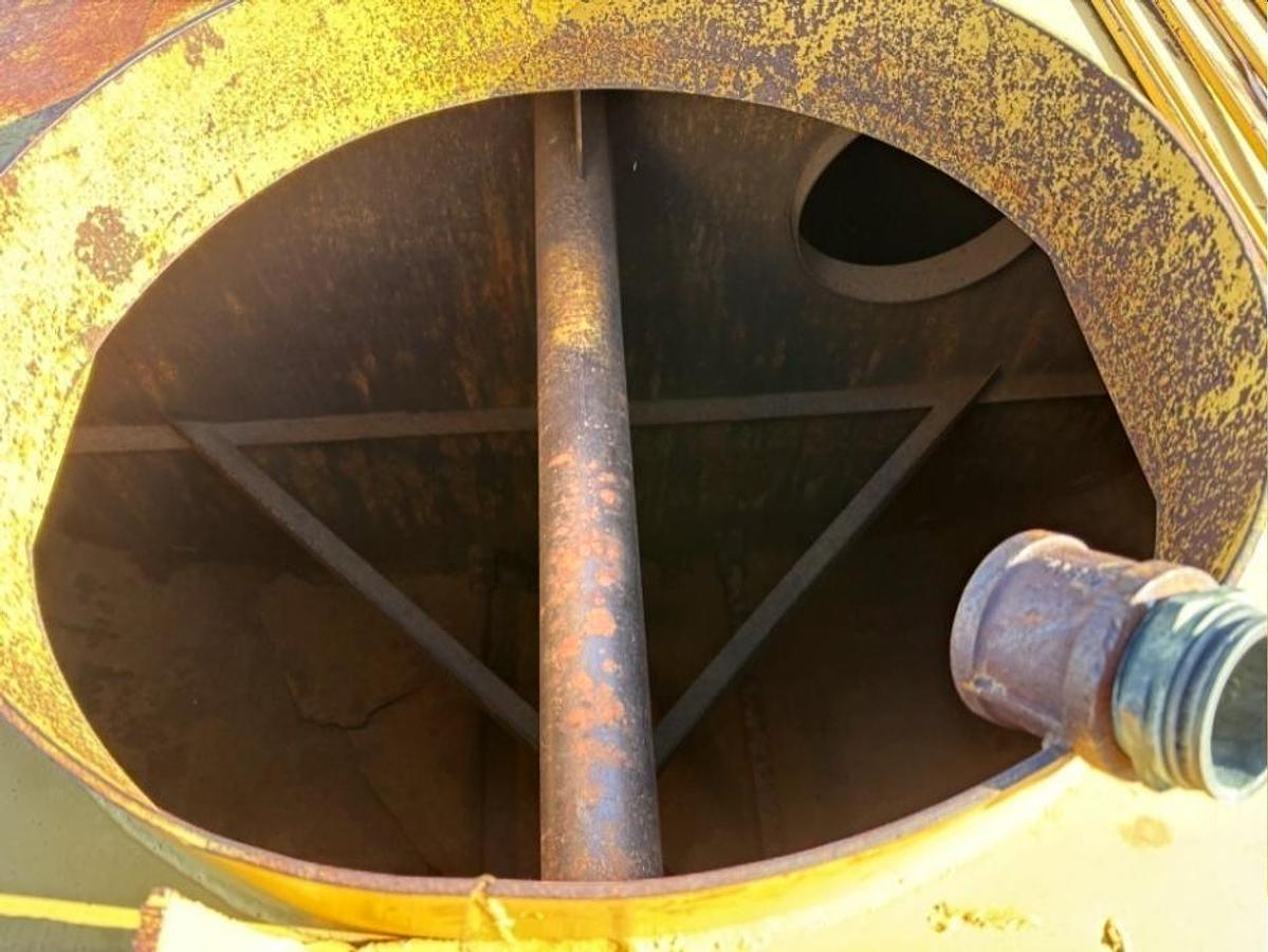 Used Caterpillar 631B Water Wagon