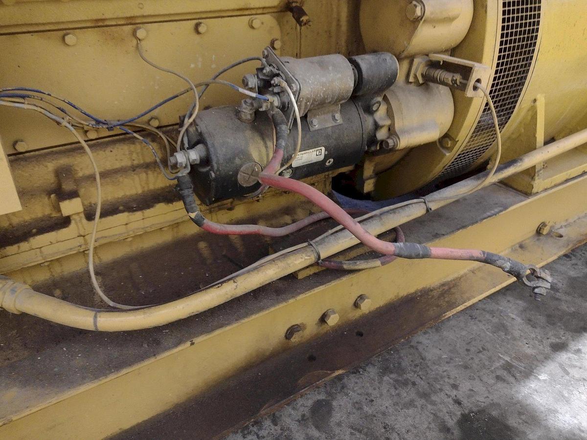 Used 500 Kw Caterpillar Diesel Generator, Model: D348