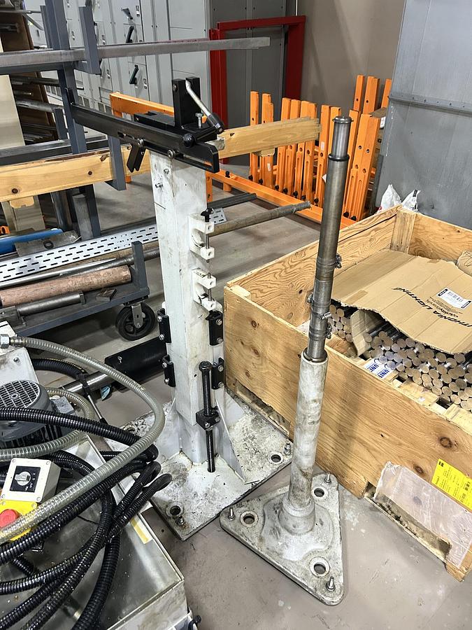 Used LNS Super Hydrobar THB 42 Bar Feeder 