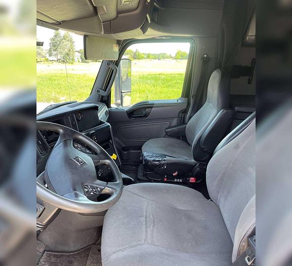 Used 2017 International LT625 6X4 Semi Tractor