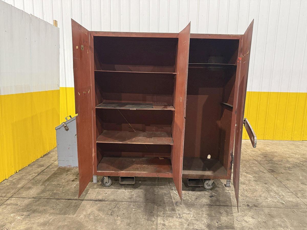 Used HEAVY DUTY ROLLING TOOL CABINET / STORAGE CART