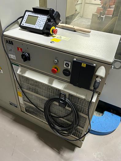 Used 2004 Pinnacle Technologies, Inc. ABB Robotic Polishing Cell