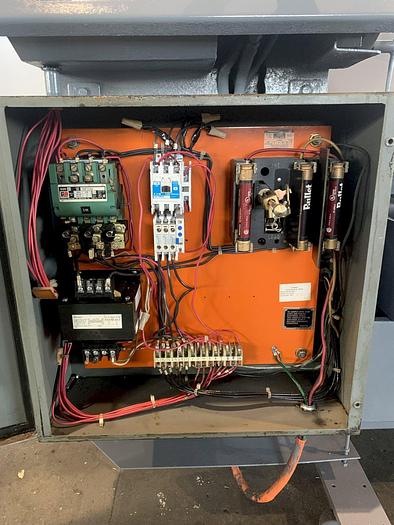 Used W.F. Wells  WF 9-18 Twin Column Horizontal Band Saw