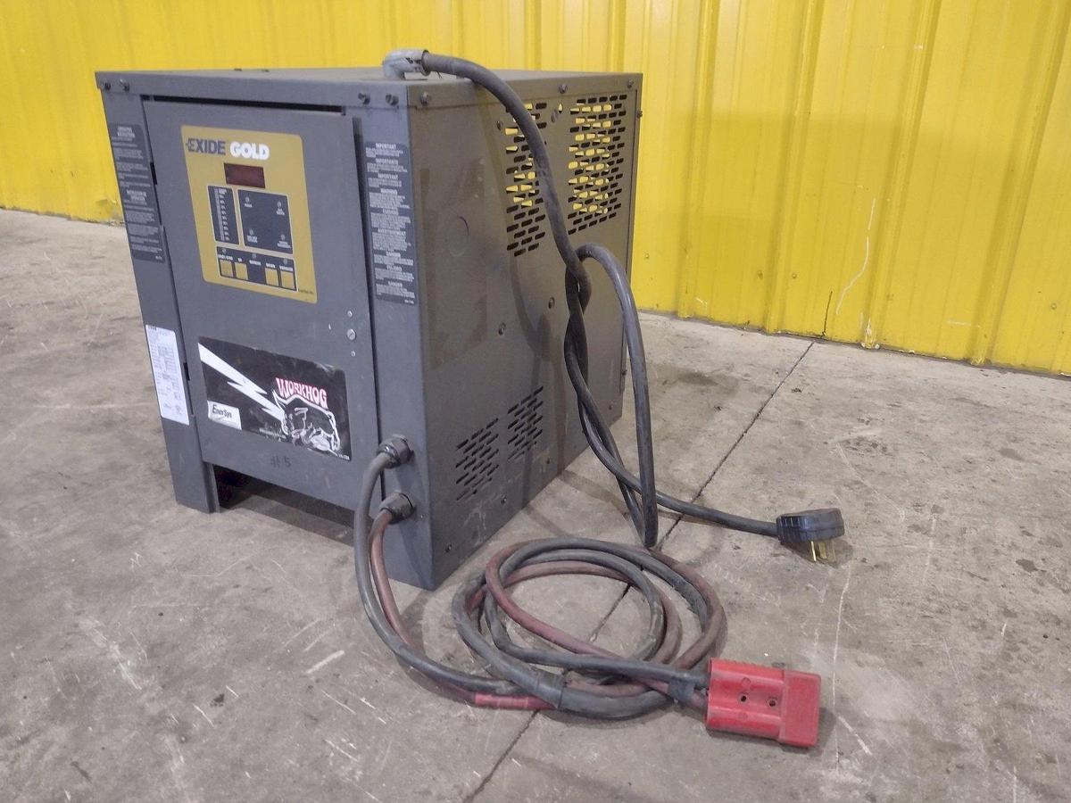 Used Exide Workhog Gold WG1-12-865 Battery Charger