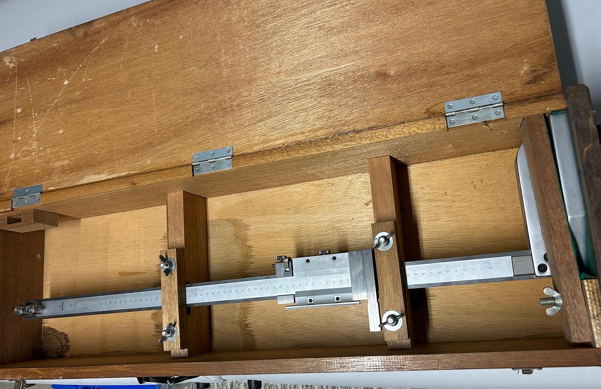 Used Mitutoyo Vernier Height Gage, Model: 520-150