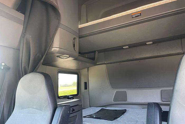 Used 2017 International LT625 6X4 Semi Tractor