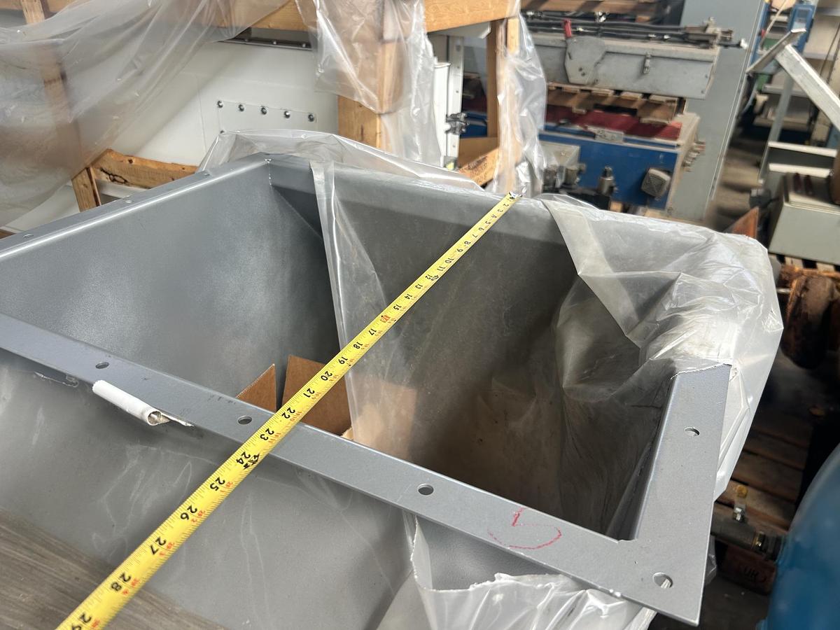 Used 2022 Donaldson Torit Dust Collector (New - Never Installed)