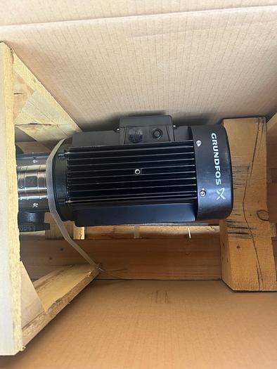 Grundfos Multistage Centrifugal Pump MTR3-23/23 D-M-A-AQQV (98821820)
