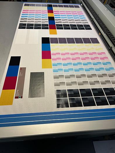 Used Oce Arizona 550 XT + WIO Wide Format UV Flatbed Printer with Roller Attachement