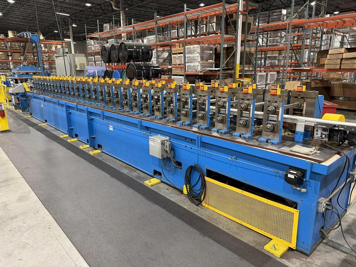 Used 30 STAND X 1.5" RLM ROLLFORMER LINE TOOLED FOR LEAF SOLUTIONS GUTTER TOPPER, 20" ROLL SPACE (2001)