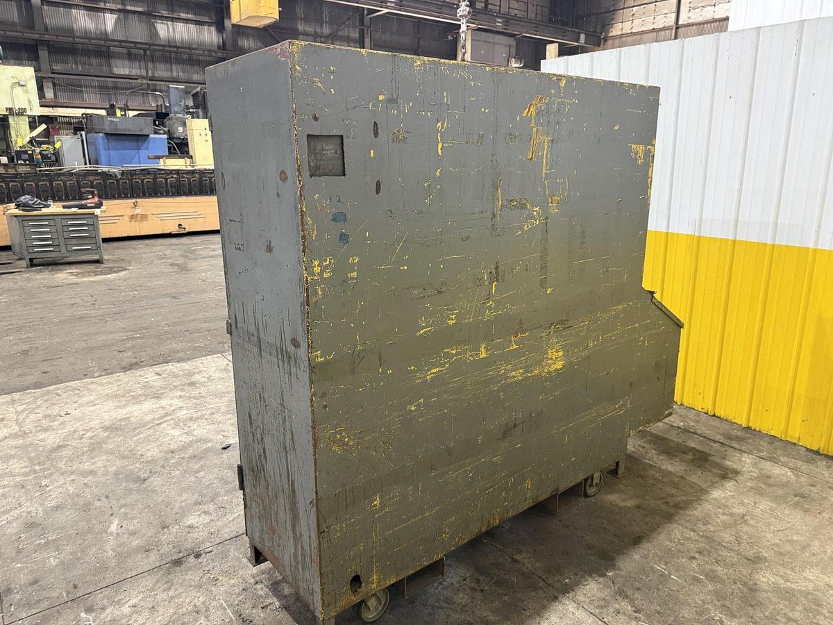 Used HEAVY DUTY ROLLING TOOL CABINET / STORAGE CART