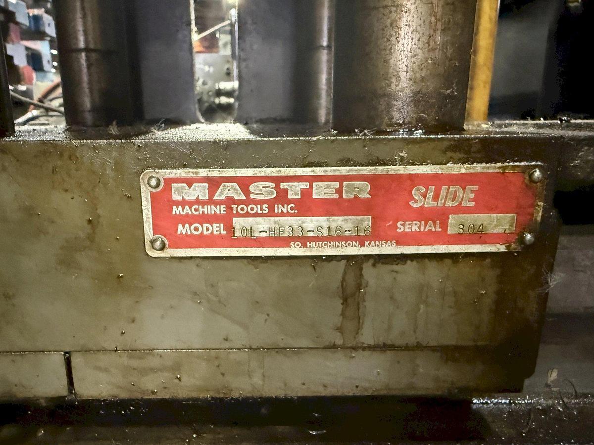 Used 40 TAPER MASTER MACHINE TOOLS PORTABLE HYDRAULIC MILL WITH CROSSLIDE & T-SLOTTED BASE TABLE: