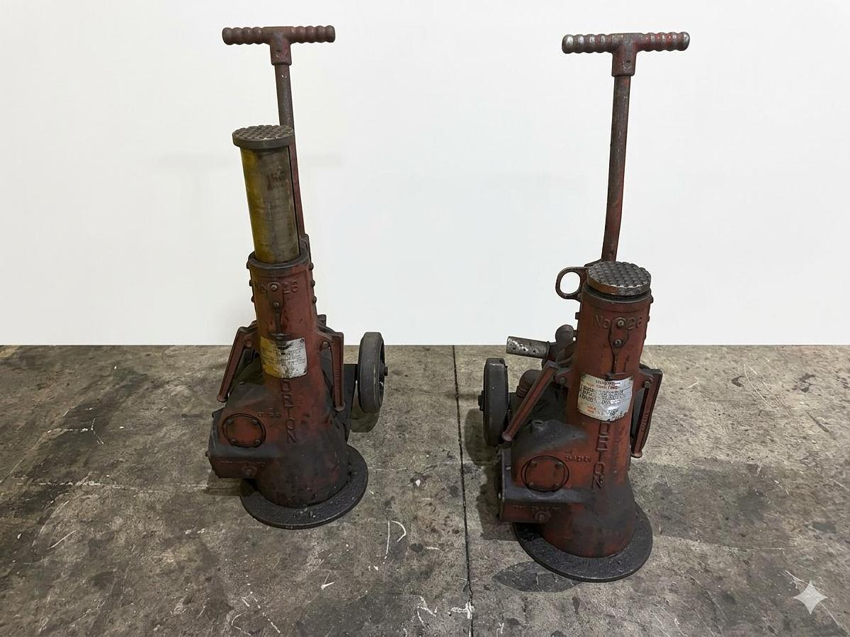 Used (2) 50-Ton Duff Norton Model #: 528-AMJ Air Motor Jacks, 17" Lift