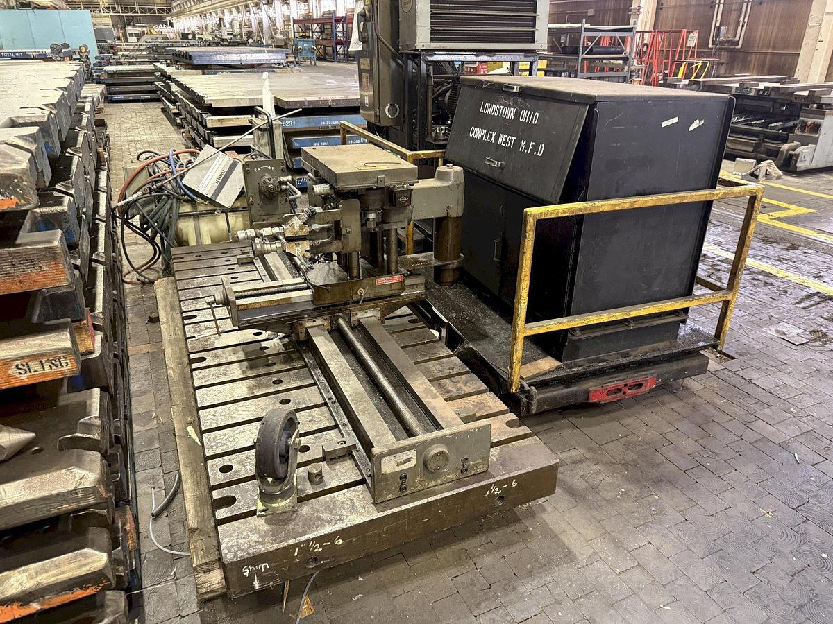 Used 40 TAPER MASTER MACHINE TOOLS PORTABLE HYDRAULIC MILL WITH CROSSLIDE & T-SLOTTED BASE TABLE: