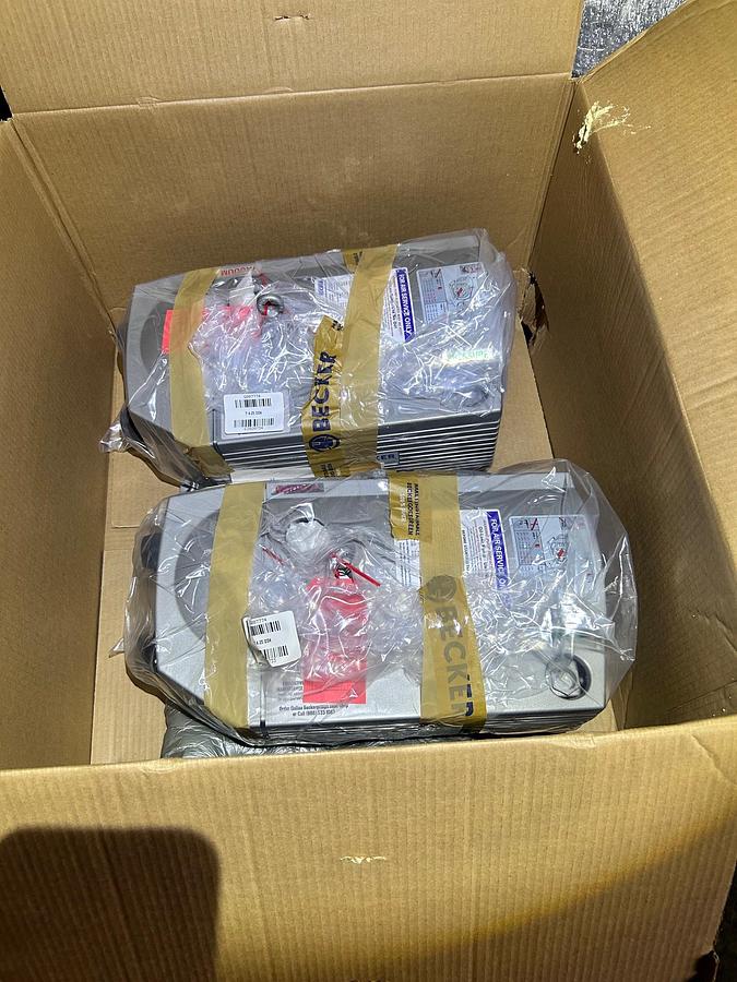 Becker Model: T4.25DSK Oil-Less Vacuum Pump  (2 Available) New In Box